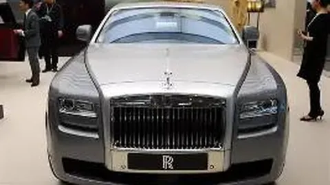 “特狮领衔首发引巴萨内部震动，弗里克承诺3C首发落空”