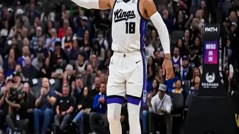 姆巴佩2025赛季进球17粒，位列五大联赛射手榜次席，仅次登贝莱。